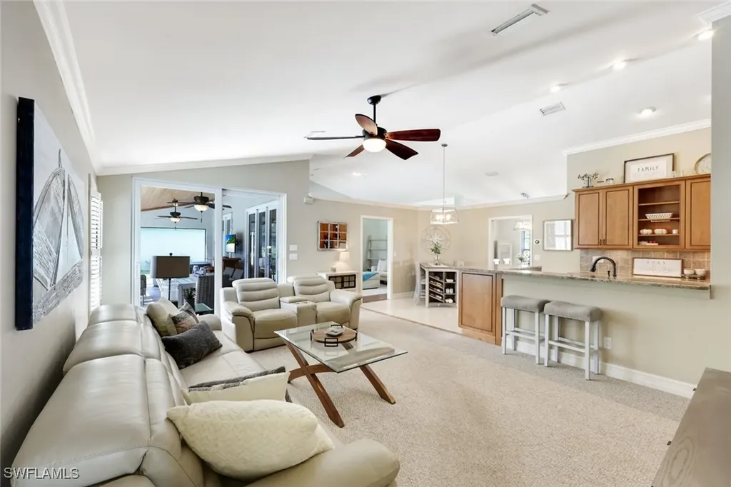 146 Plantation Circle Naples FL 34104
