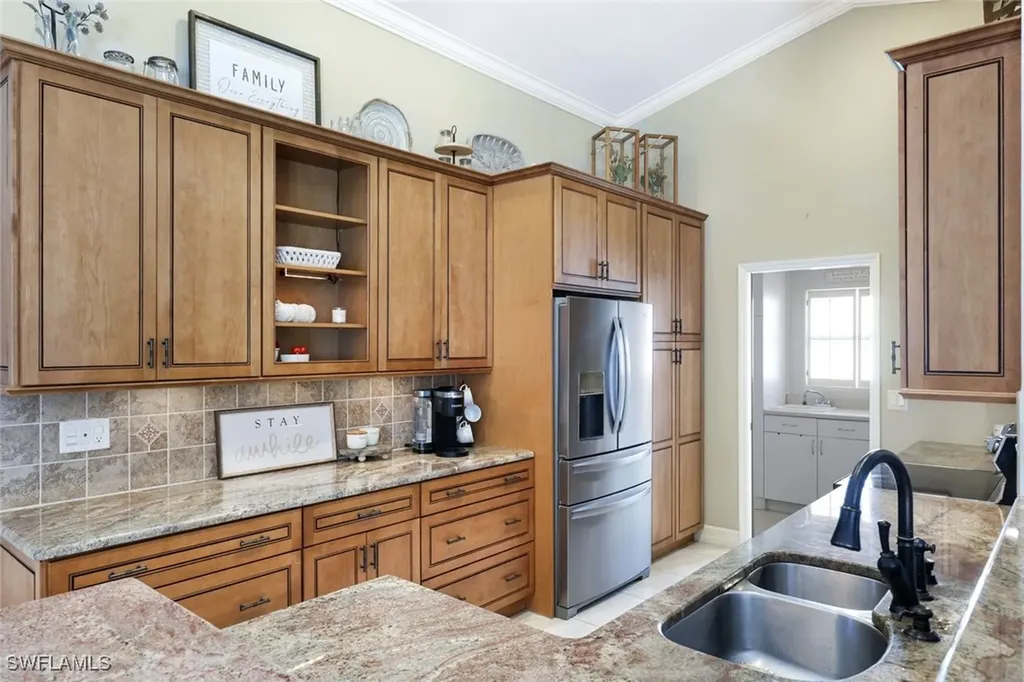 146 Plantation Circle Naples FL 34104