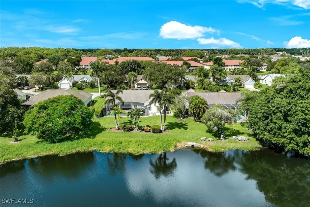 146 Plantation Circle Naples FL 34104