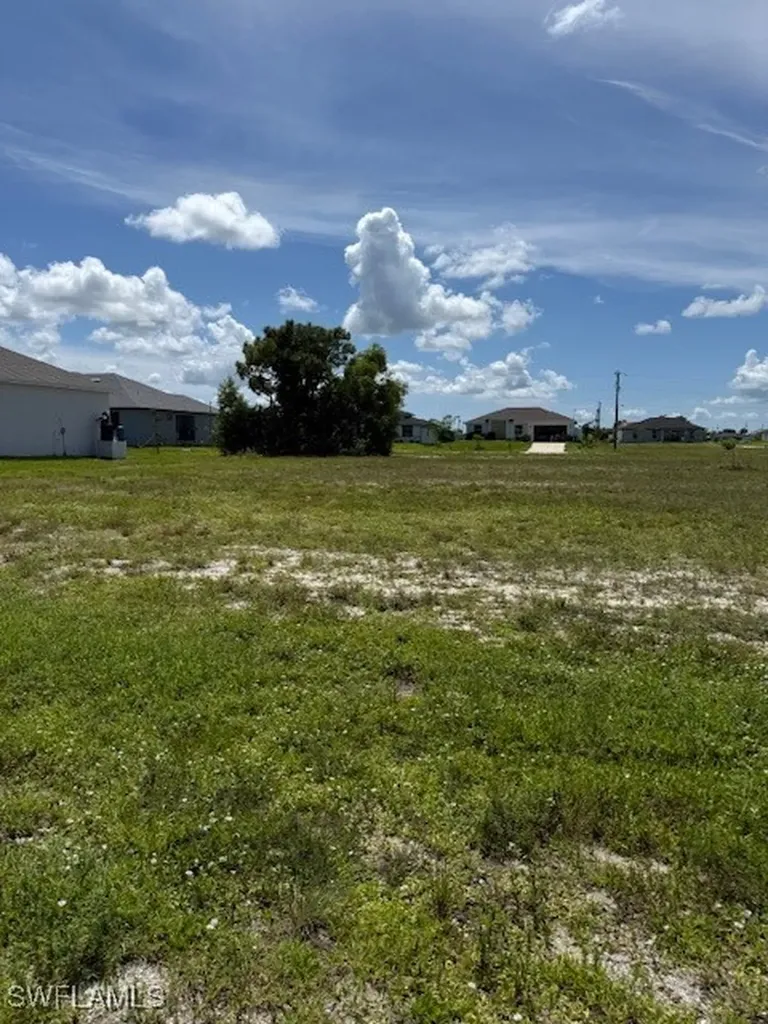 4309 NW 32nd Lane Cape Coral FL 33993