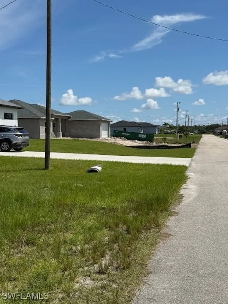 4309 NW 32nd Lane Cape Coral FL 33993