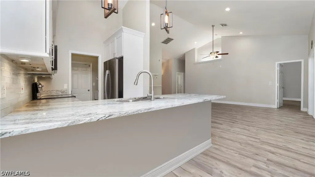 864 Belville Boulevard Naples FL 34104
