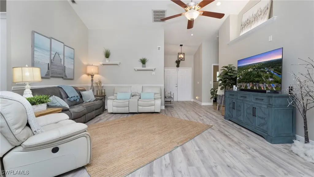 864 Belville Boulevard Naples FL 34104