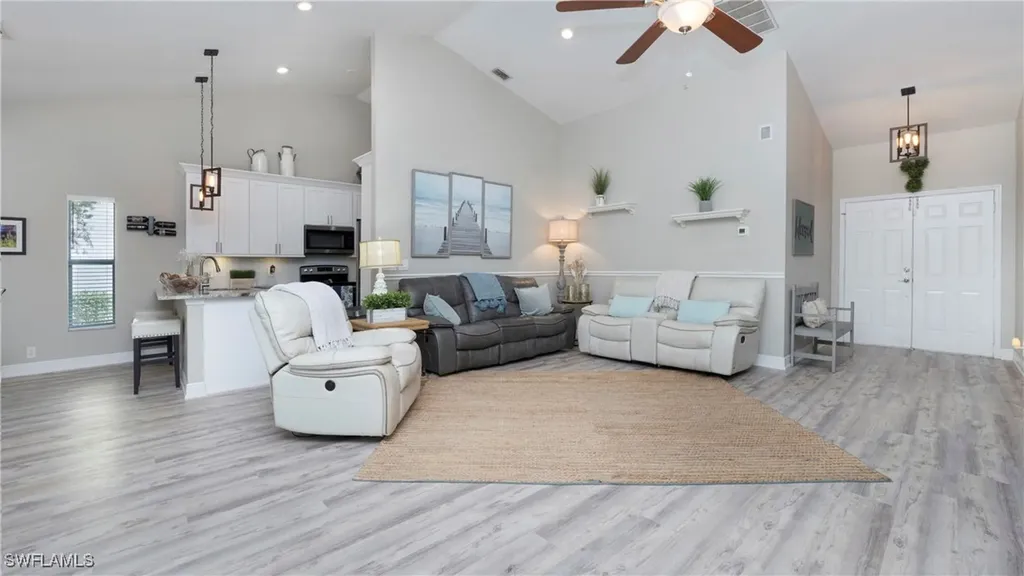 864 Belville Boulevard Naples FL 34104