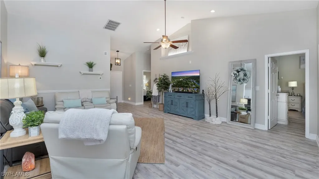 864 Belville Boulevard Naples FL 34104