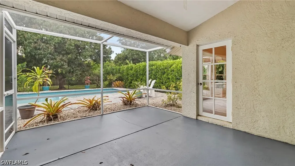 864 Belville Boulevard Naples FL 34104