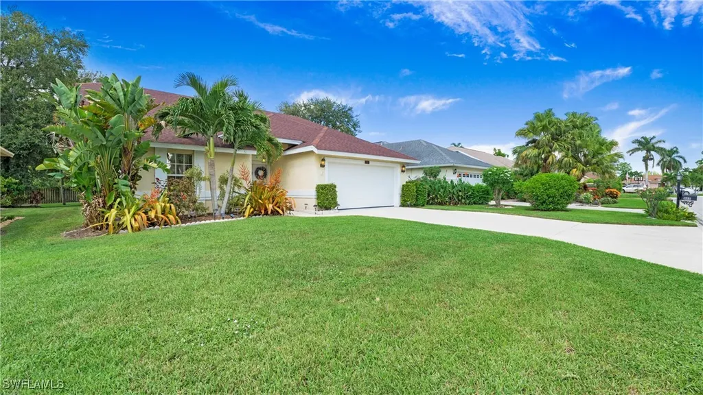 864 Belville Boulevard Naples FL 34104