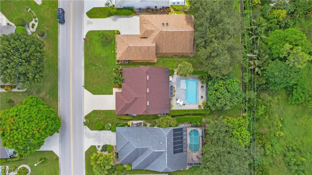 864 Belville Boulevard Naples FL 34104