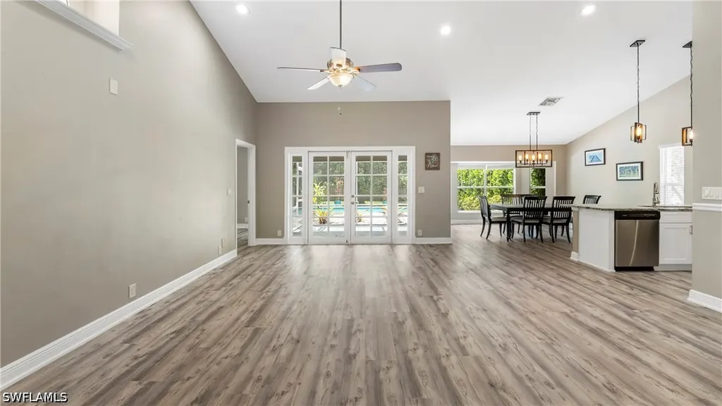 864 Belville Boulevard Naples FL 34104