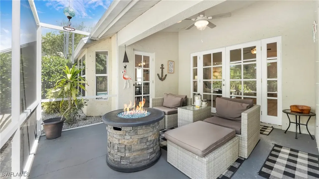 864 Belville Boulevard Naples FL 34104