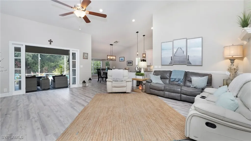 864 Belville Boulevard Naples FL 34104