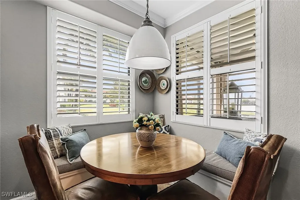 3163 Serena Lane Naples FL 34114