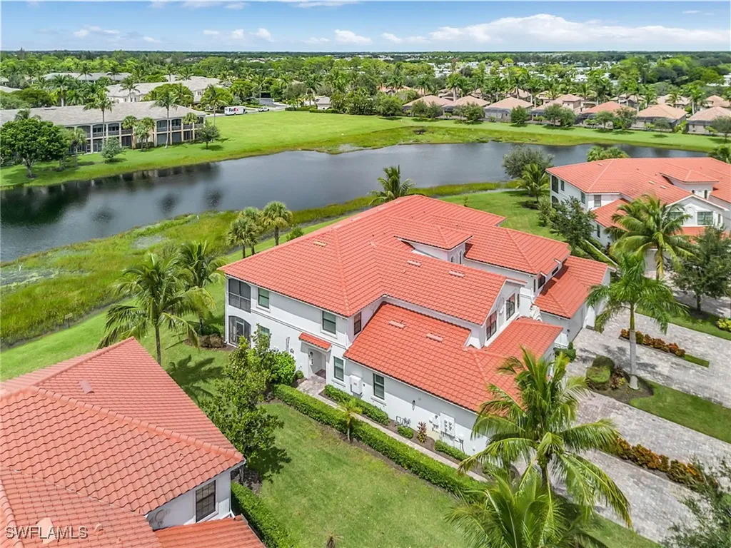 3163 Serena Lane Naples FL 34114