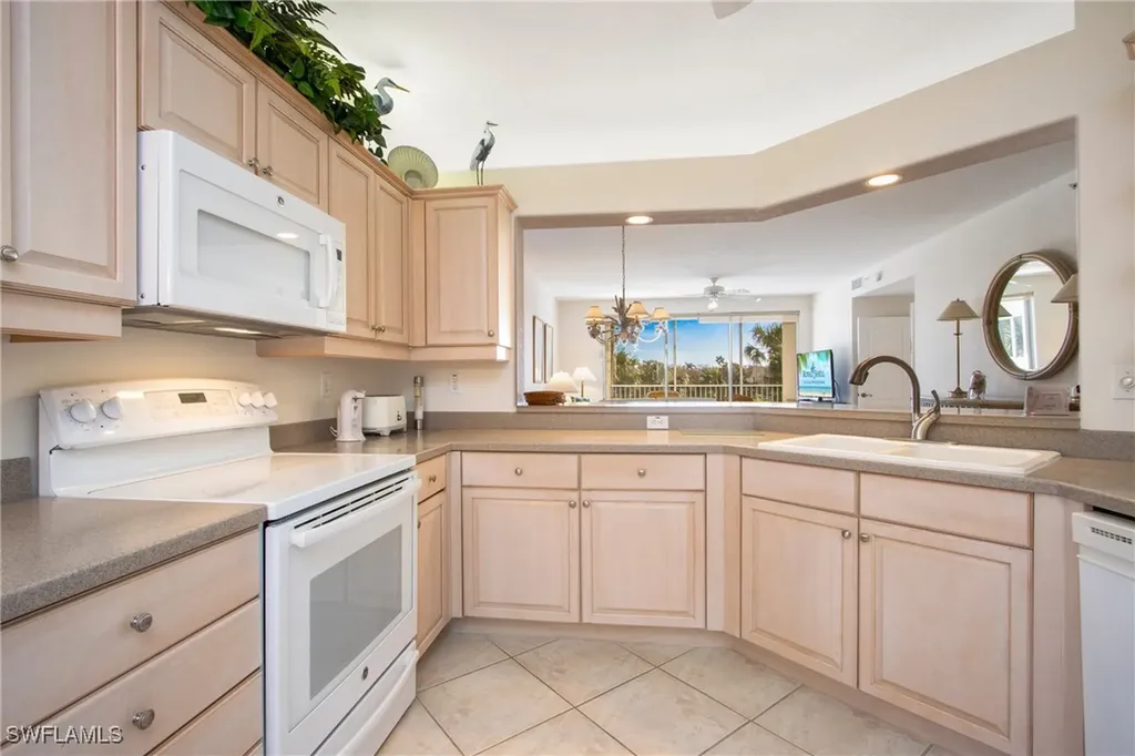 7655 Pebble Creek Circle Naples FL 34108