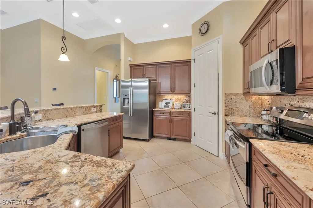 15903 Secoya Reserve Circle Naples FL 34110
