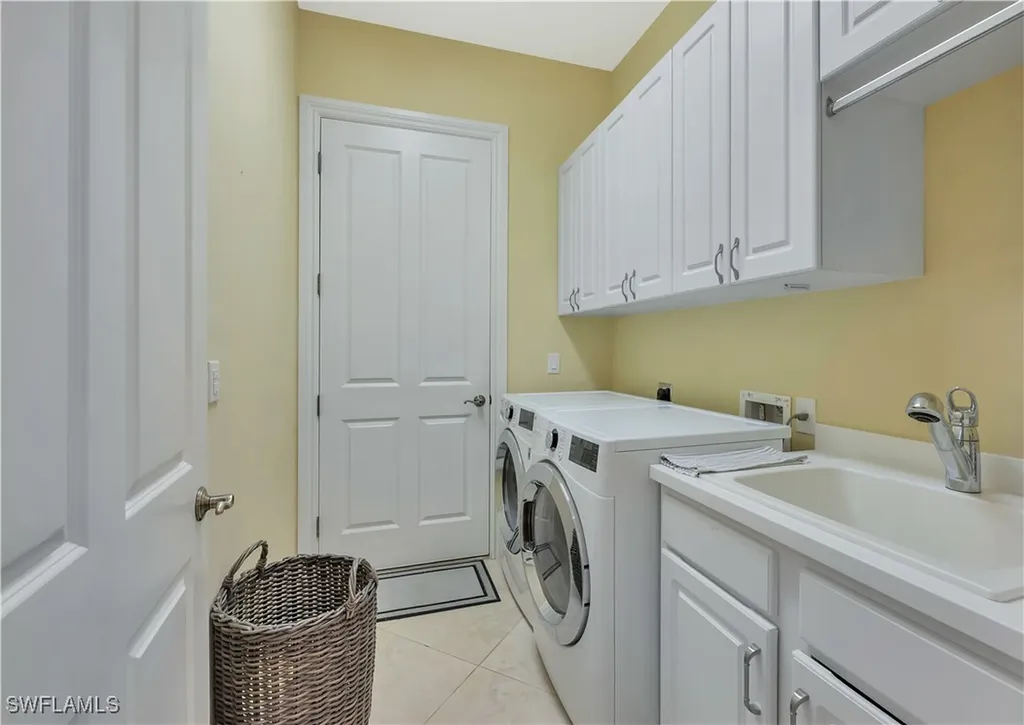 15903 Secoya Reserve Circle Naples FL 34110
