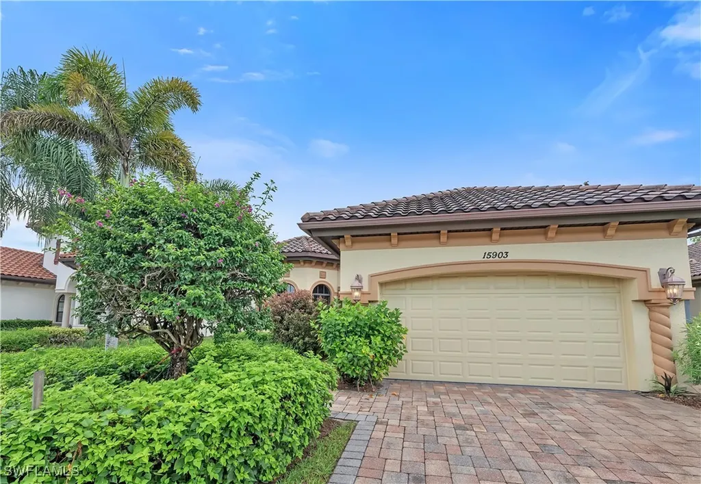 15903 Secoya Reserve Circle Naples FL 34110