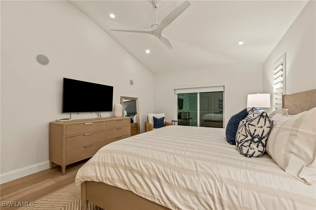 1507 Vintage Lane Naples FL 34104