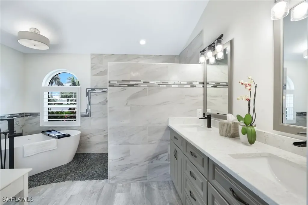 1507 Vintage Lane Naples FL 34104