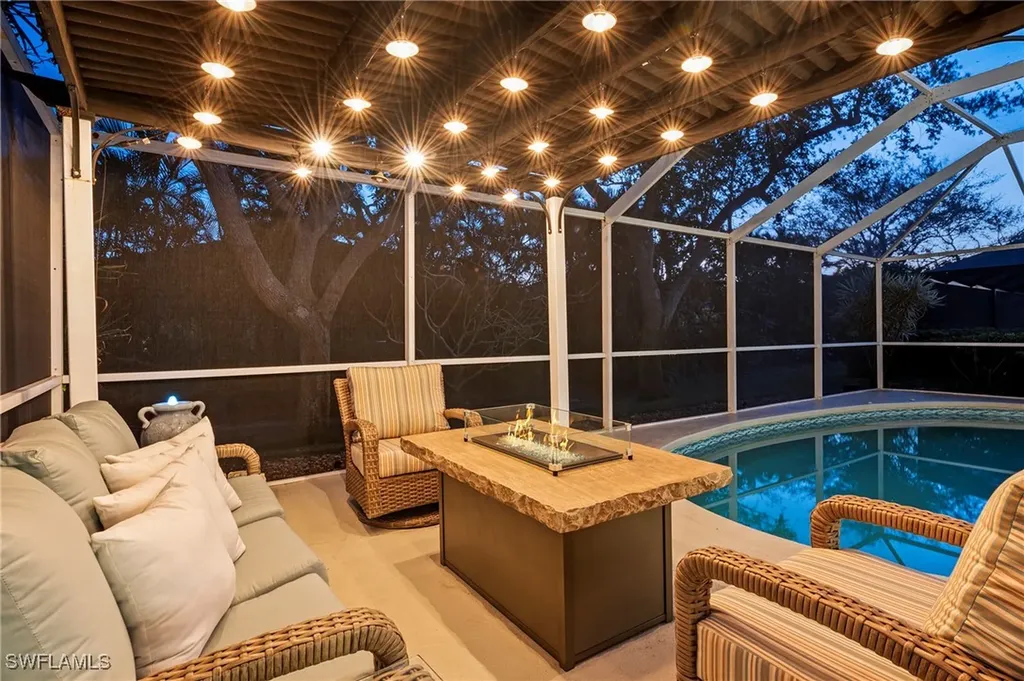 1507 Vintage Lane Naples FL 34104
