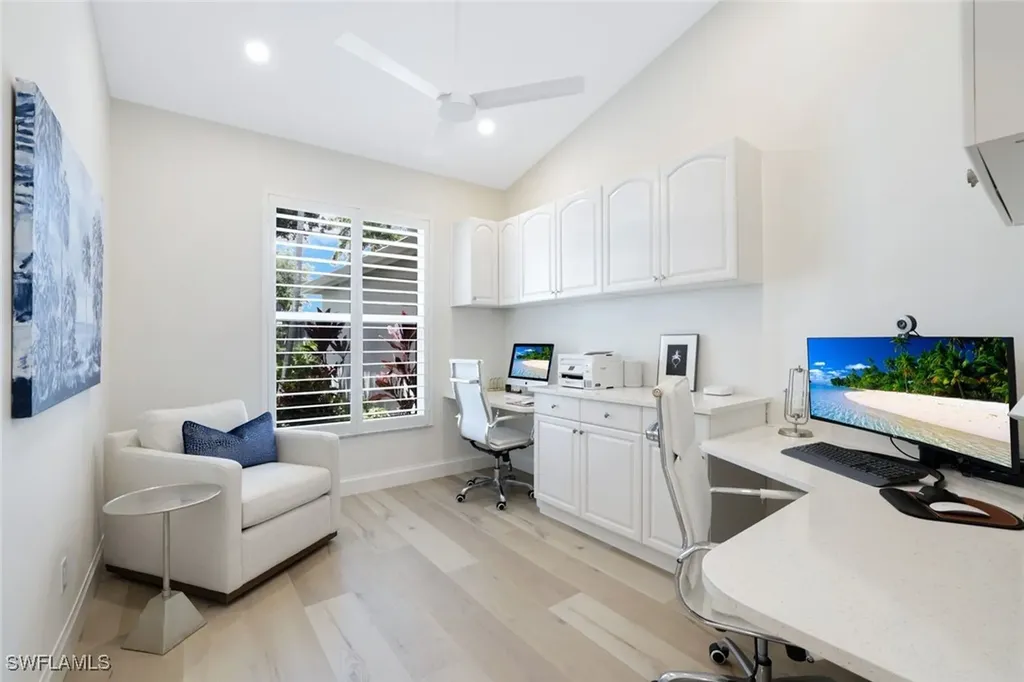 1507 Vintage Lane Naples FL 34104