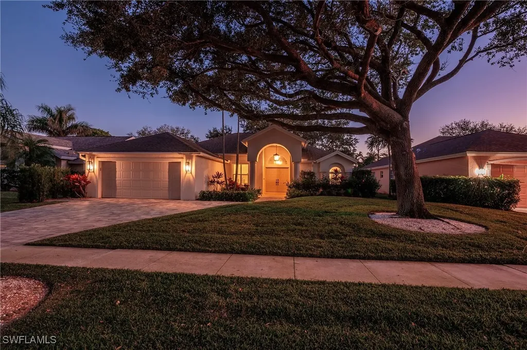 1507 Vintage Lane Naples FL 34104