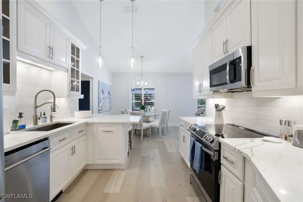 1507 Vintage Lane Naples FL 34104