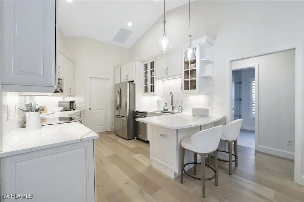 1507 Vintage Lane Naples FL 34104