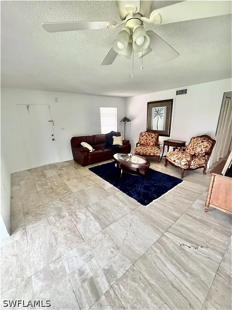 1400 Pompei Lane Naples FL 34103