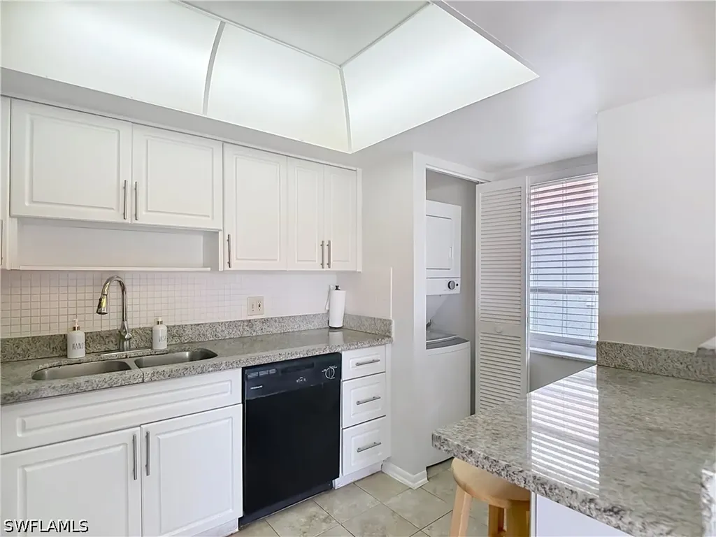 1400 Pompei Lane Naples FL 34103