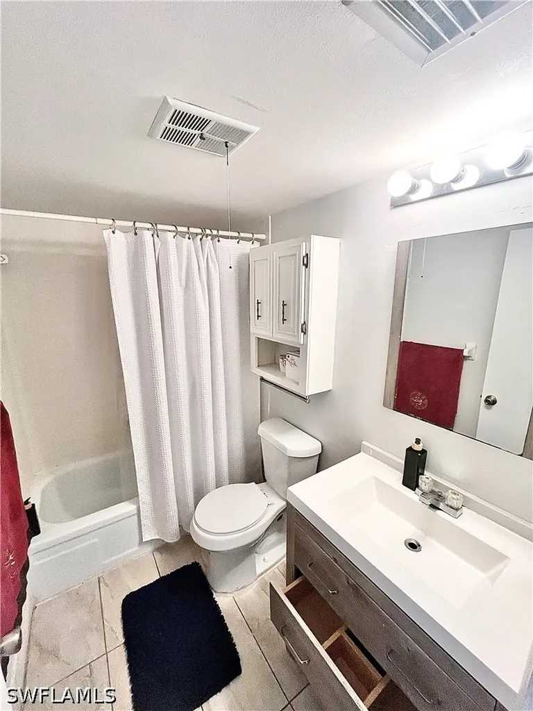 1400 Pompei Lane Naples FL 34103