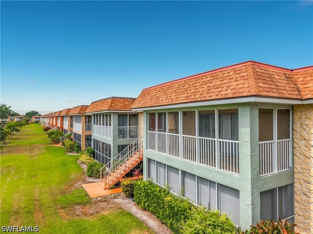 1400 Pompei Lane Naples FL 34103