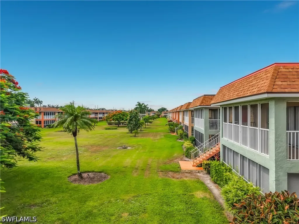 1400 Pompei Lane Naples FL 34103