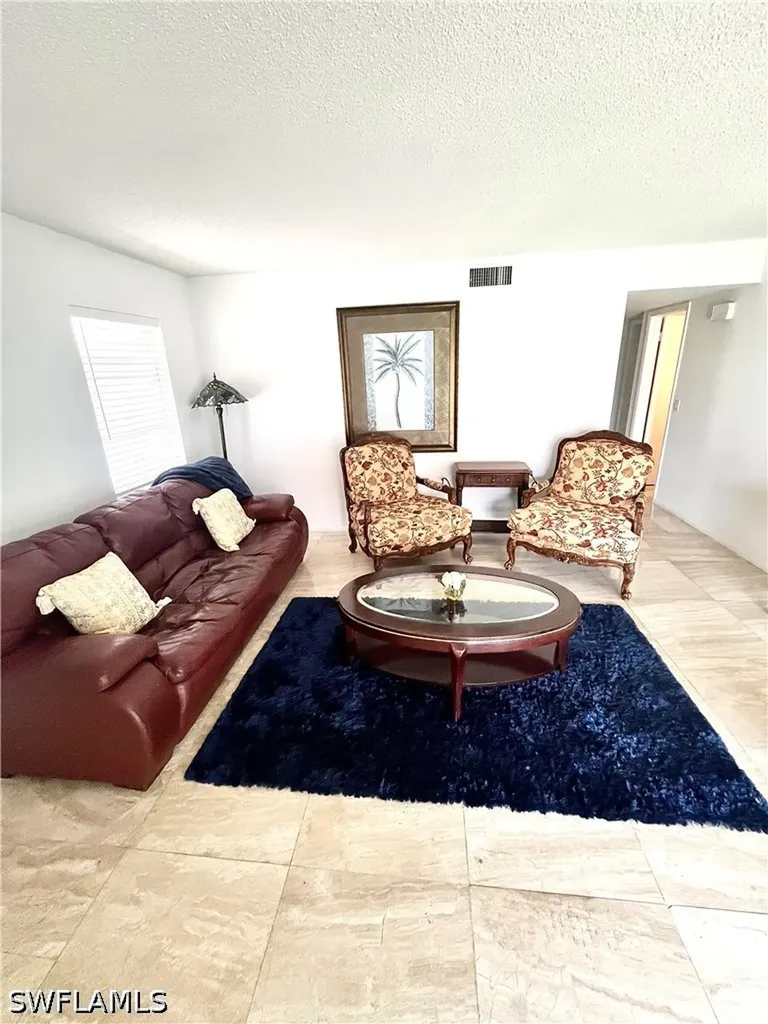 1400 Pompei Lane Naples FL 34103