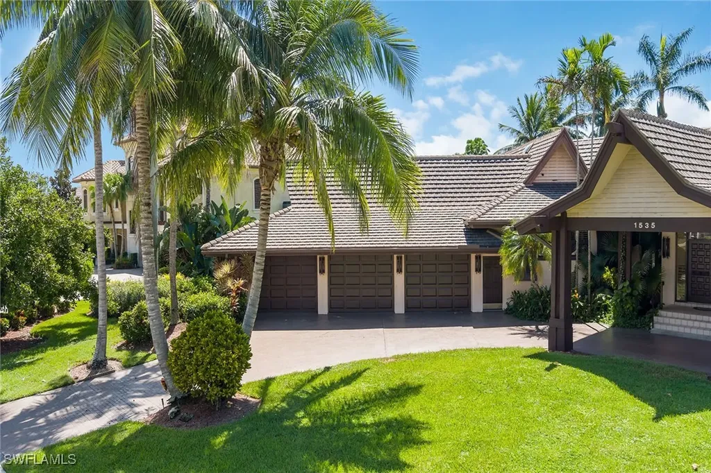 1535 Caxambas Court Marco Island FL 34145
