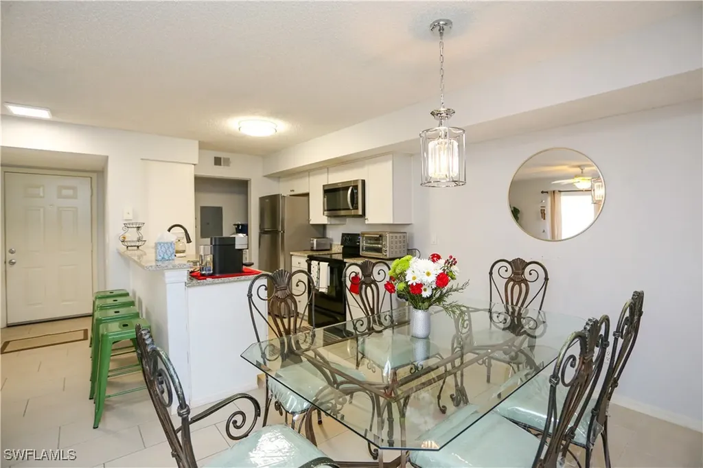 2214 Arbour Walk Circle Naples FL 34109