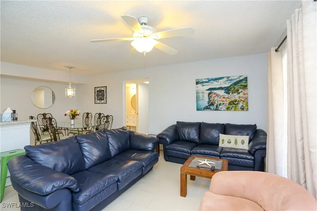 2214 Arbour Walk Circle Naples FL 34109