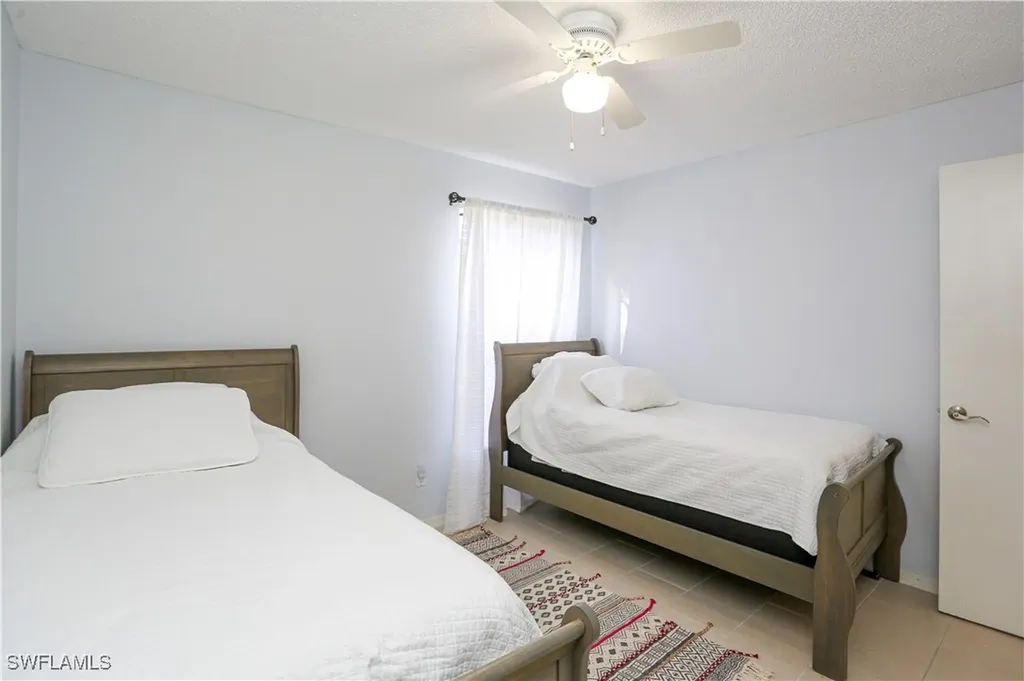 2214 Arbour Walk Circle Naples FL 34109