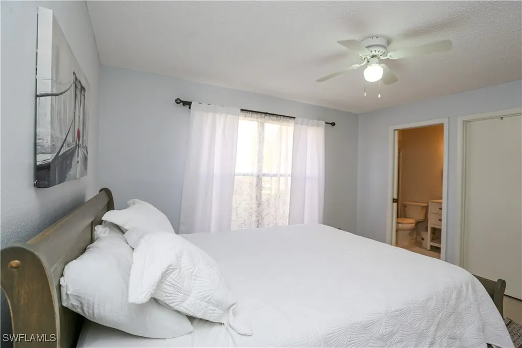 2214 Arbour Walk Circle Naples FL 34109