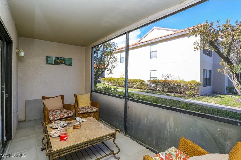 2214 Arbour Walk Circle Naples FL 34109