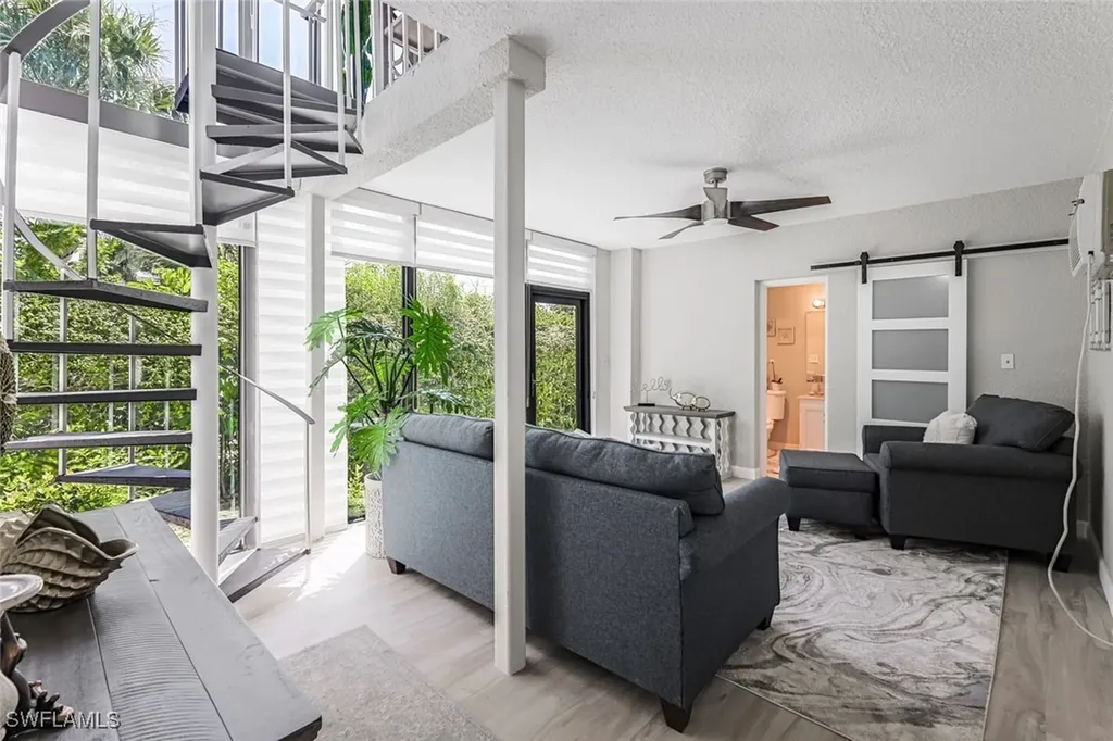 807 River Point Drive Naples FL 34102