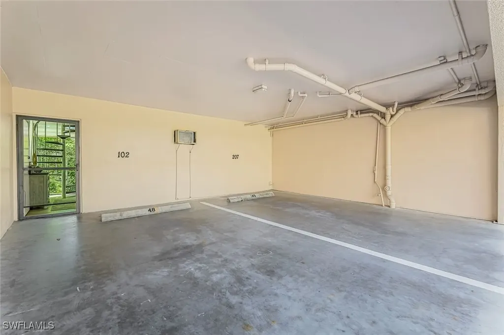 807 River Point Drive Naples FL 34102