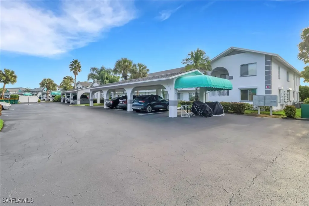 164 Belina Drive Naples FL 34104