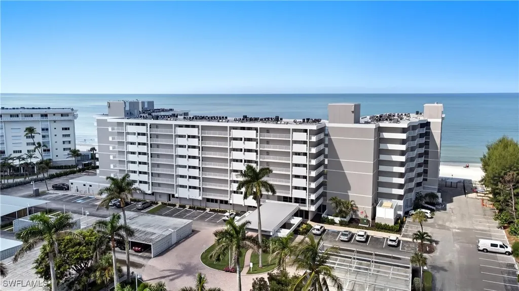 3443 Gulf Shore Boulevard N Naples FL 34103