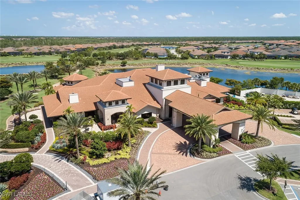 9672 Montelanico Loop Naples FL 34119