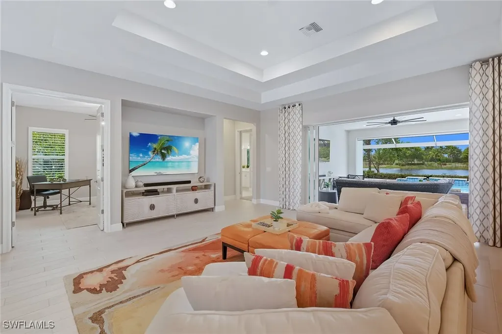 3199 Cotuit Lane Naples FL 34114