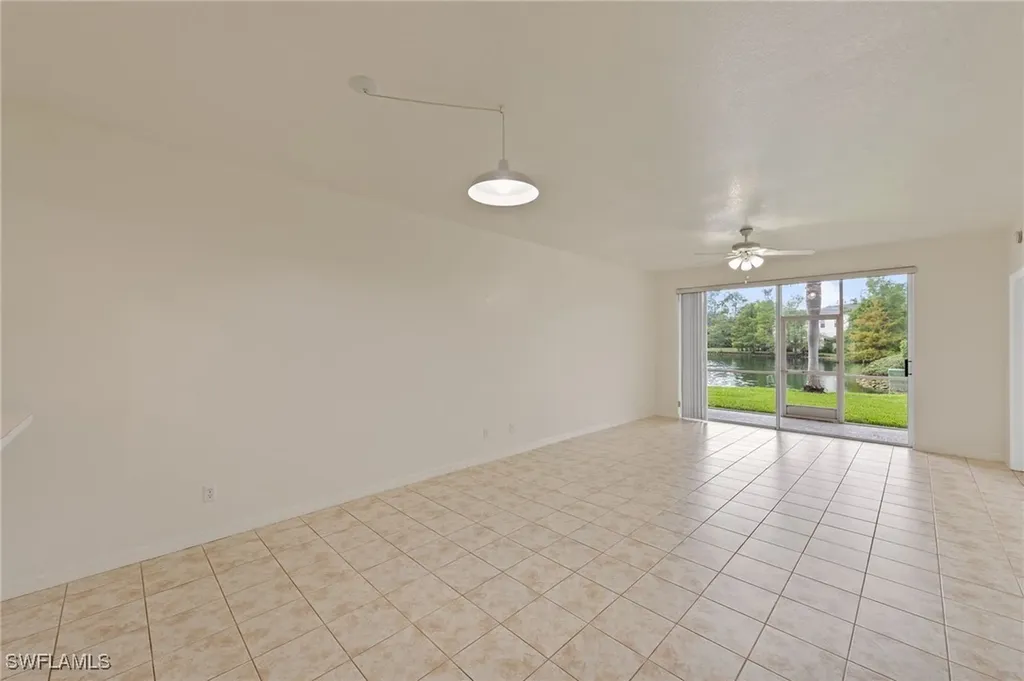 3250 Cypress Glen Way Naples FL 34109