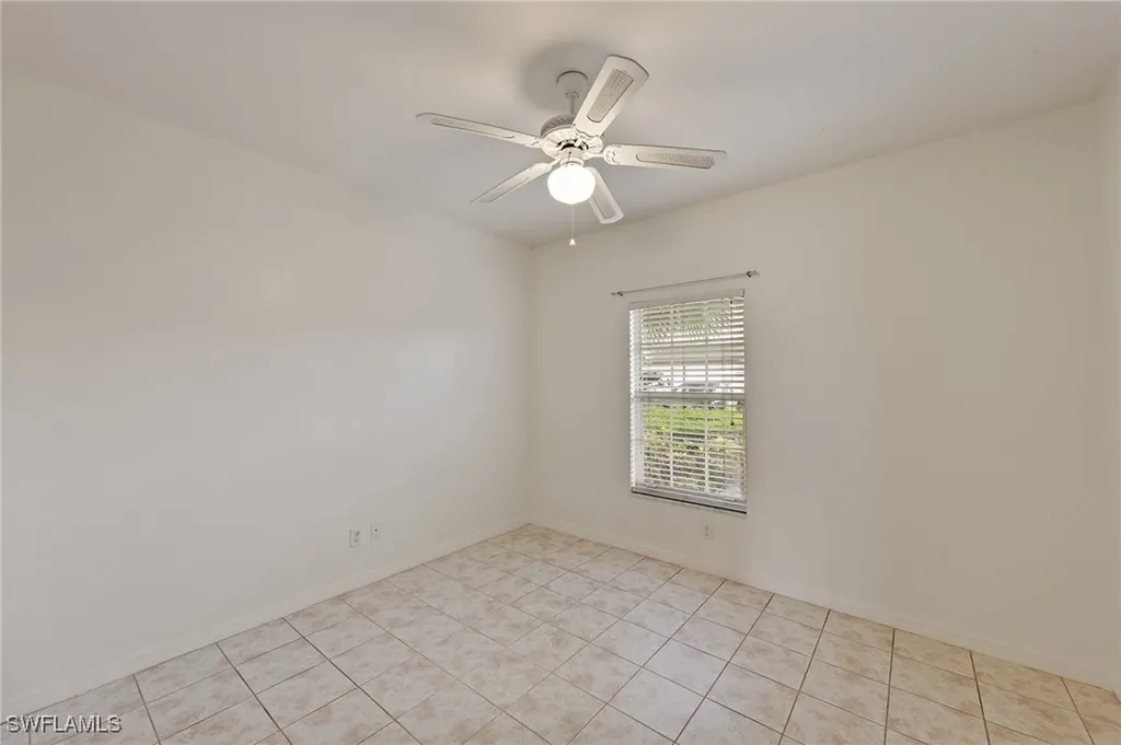 3250 Cypress Glen Way Naples FL 34109
