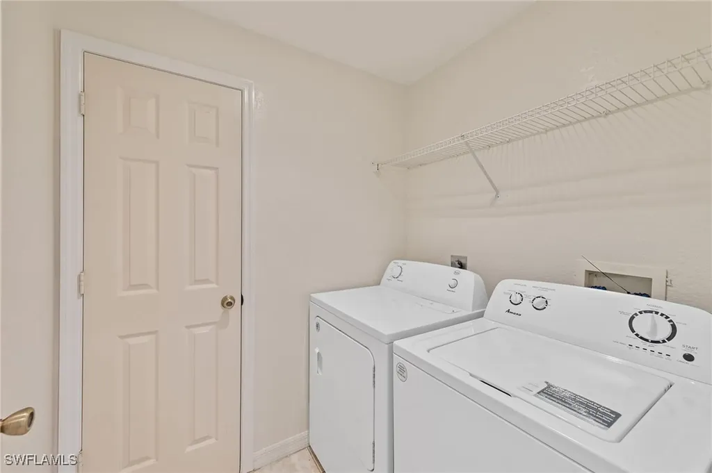 3250 Cypress Glen Way Naples FL 34109