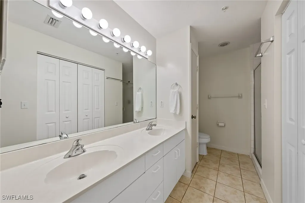 3250 Cypress Glen Way Naples FL 34109
